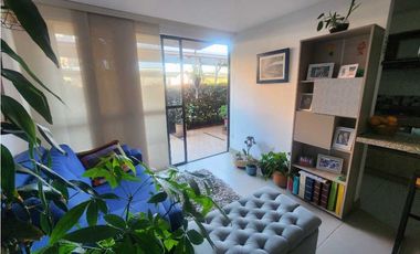 Apto para la venta con terraza Urbanización cerrada