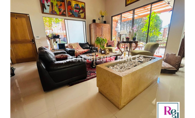 VENDO CASA ESQUINERA EN UNIDAD CERRADA EN LA CEJA - ANTIOQUIA