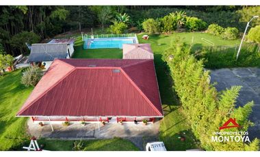 Casa-finca a 15 min de Arabia, Pereira