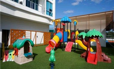 ALQUILO APARTAMENTO EN PLAYA GORGONA, CON VISTA Y ACCESO A LA PLAYA