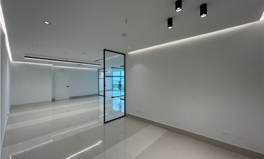ALQUILER OFICINA COSTA DEL ESTE 140M2 MTTO INCLUIDO