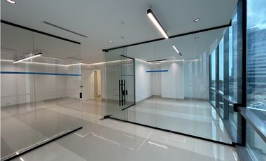 ALQUILER OFICINA COSTA DEL ESTE 140M2 MTTO INCLUIDO