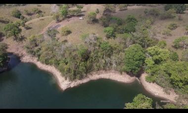 Venta: 6 hectáreas tituladas frente a Lago Bayano