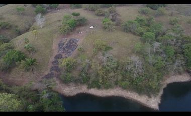 Venta: 6 hectáreas tituladas frente a Lago Bayano