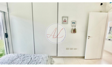 RETASADA! CASA 82 / SENDEROS II