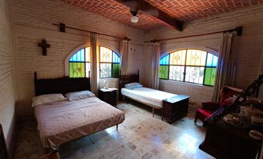 CASA RUSTICA, ESTILO COLONIAL