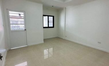 2 Bedroom Townhouse for sale in Khu Khot, Pathum Thani