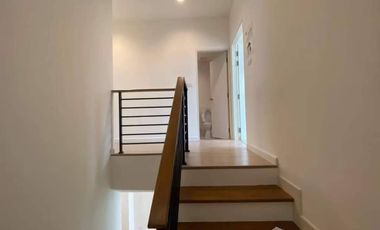 4 Bedroom Townhouse for sale at Sena Ville Lumlukka-Khlong 6