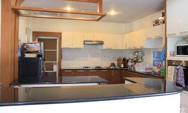 Reduced price - 12 Room Villa With 8 x 4 mtr Private Pool