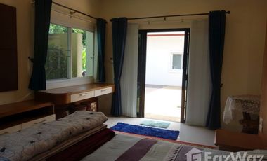 Reduced price - 12 Room Villa With 8 x 4 mtr Private Pool
