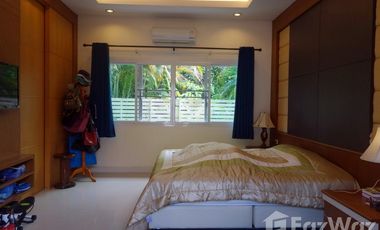 Reduced price - 12 Room Villa With 8 x 4 mtr Private Pool
