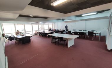 Piso Oficina 250 M2. En Retiro. Excelente Ubicacion. Piso 5