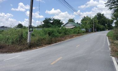 Land for sale in Sam Khwai Phueak, Nakhon Pathom