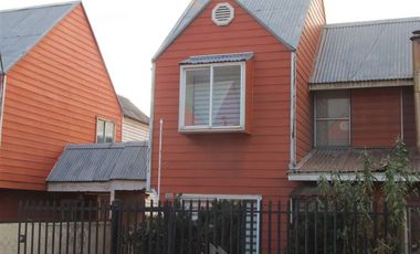 Casa en Venta en JUAN MACKAY