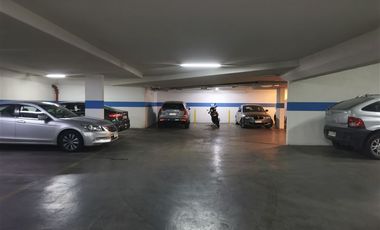 Estacionamiento en Venta en Padre Hurtado/ Av. Colón