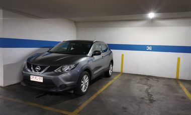 Estacionamiento en Venta en Padre Hurtado/ Av. Colón