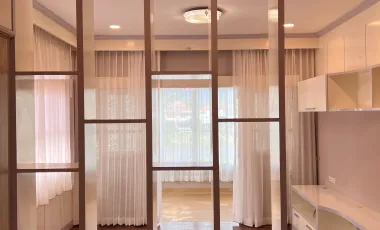 5 Bedroom House for sale at Niran Hil Village