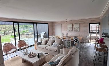 Casa en Arriendo en Polo Maitencillo