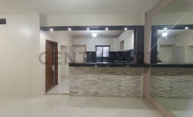 Venta Casa de 5 Dormitorios en Sur de Guayaquil, KariG