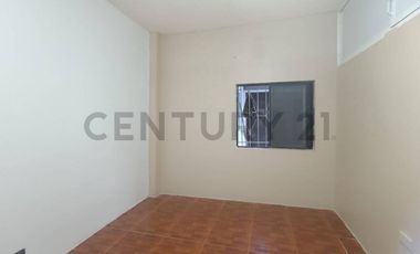 Venta Casa de 5 Dormitorios en Sur de Guayaquil, KariG