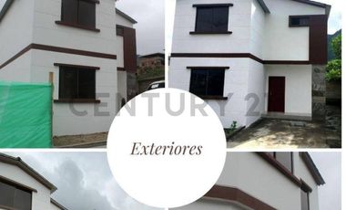 VENDO CASA EN VILLA DEL CERRO - MONTECRISTI