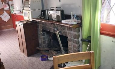 Casaquinta sobre 27.500 m2 en Ingeniero Allan, Varela