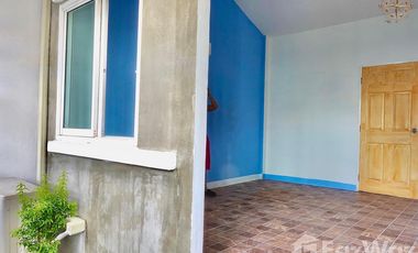 2 Bedroom Townhouse for sale at VIP Home 7