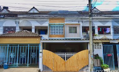2 Bedroom Townhouse for sale at VIP Home 7