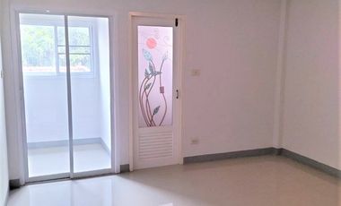 3 Bedroom Townhouse for sale in Rop Wiang, Chiang Rai