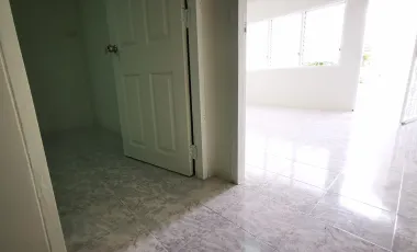 2 Bedroom Townhouse for sale at Mooban Ploysiam
