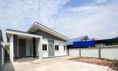 2 Bedroom House for sale in Noen Hom, Prachin Buri