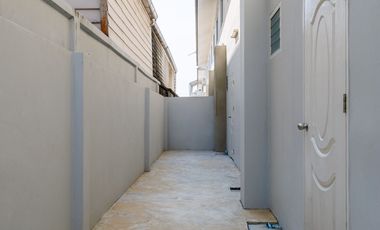 3 Bedroom Townhouse for sale at Yu Charoen 5
