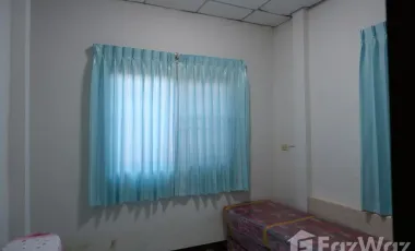 3 Bedroom House for sale at VIP Home 7