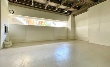 ARRIENDO de LOCALES en SABANETA