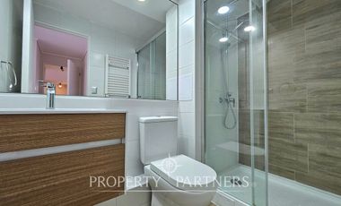 Luminoso Departamento Portal De La Frontera