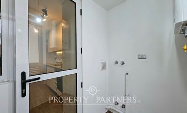 Luminoso Departamento Portal De La Frontera