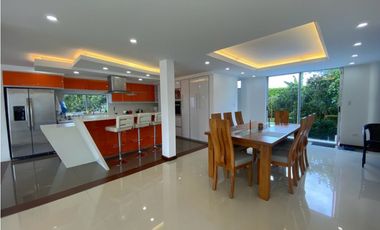 Hermosa finca amoblada de 2.900m2 en venta Rozo Palmira Valle Colombia