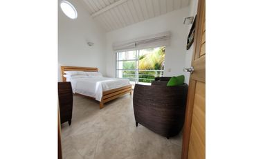VENTA HERMOSA CASA CAMPESTRE RICAURTE CUNDINAMARCA