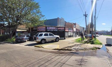 Edificio Comercial en Av. Santa Fe 400, Lomas de Zamora
