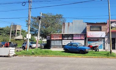 Edificio Comercial en Av. Santa Fe 400, Lomas de Zamora