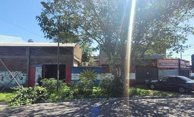 Edificio Comercial en Av. Santa Fe 400, Lomas de Zamora
