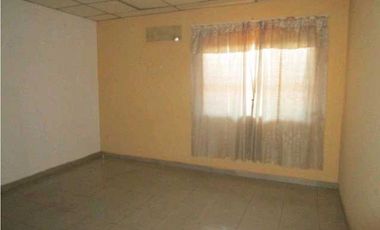 VENTA CASA CHALET LA CHORRERA NEGOCIABLE