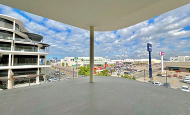 Local en renta en Punto Laguna. Towers, Mall and Hotel