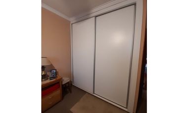VENTA  PH  ZONA SAN JUAN  1er PISO ESCALERA