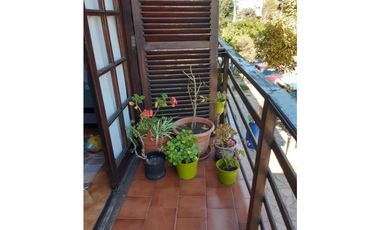 VENTA  PH  ZONA SAN JUAN  1er PISO ESCALERA