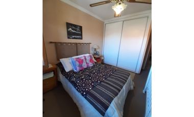VENTA  PH  ZONA SAN JUAN  1er PISO ESCALERA