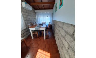 VENTA  PH  ZONA SAN JUAN  1er PISO ESCALERA