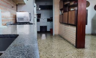Chalet en venta en Bernal Oeste