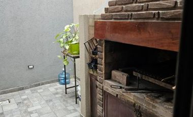 Casa en venta en Quilmes Centro