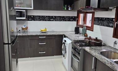 Casa en venta en Quilmes Centro